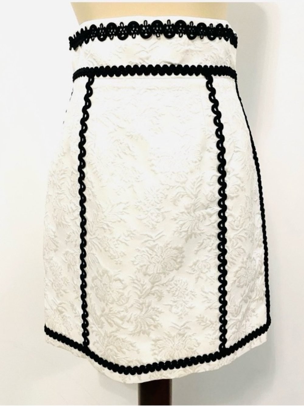 🛍️Dolce & Gabbana Rare & Authentic Silk Cotton Blend Jacquard Mini Skirt